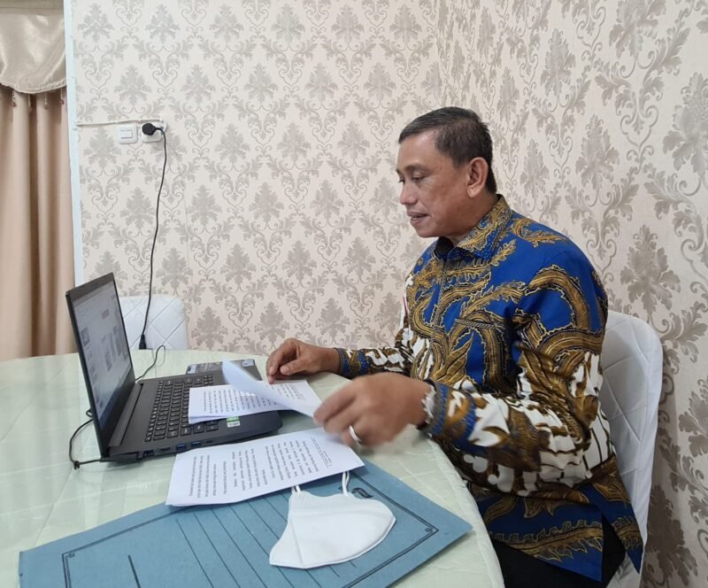 Bupati Wajo H. Amran Mahmud  jadi pembicara di diskusi publik yang digelar Wija Lamaddukkelleng Pencita Alam (WILPALA) secara virtual, Senin (10/1/2022) malam
 --Safar--