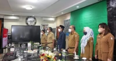 Walikota Makassar Danny mengikuti rapat kerja bersama Menteri Dalam Negeri, Tito Karnavian secara virtual Senin (24/01/2022)