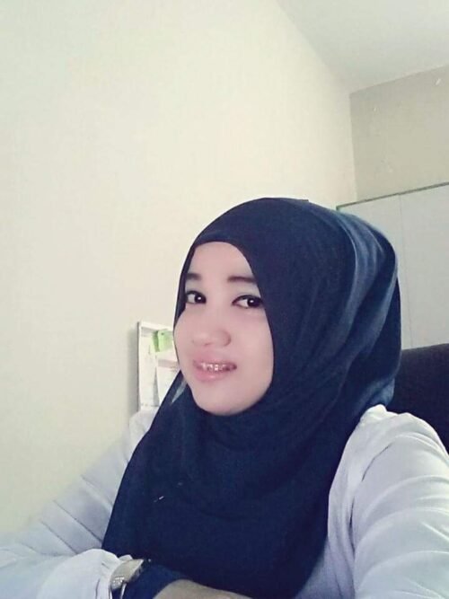 Nur Astria Darwin, Alumni Muslim Indonesia  (UMI) salah satu calon pegawai PDAM kota Makassar