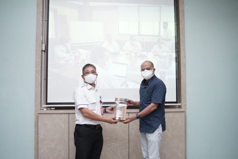 Penjabat Direktur Utama PDAM Kota Makassar, Beni Iskandar terima kunjungan Manajement PT.Palyja Jakarta, Rabu (23/03/2022).