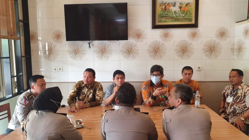 Diskominfo Kota Makassar Coffee morning bersama perwakilan Dirlantas Polda Sulsel, Kamis (06/01/2022).