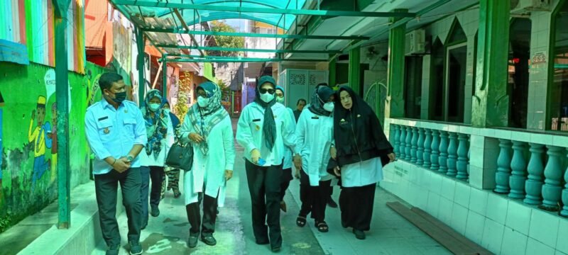 Wawali Fatmawati Rusdi kunjungi Kelompok Wirausaha Bersama di Kelurahan Rappocini, Rabu (13/04/2022).