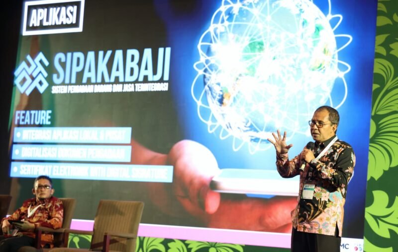 Wali Kota Makassar, Danny Pomanto didaulat menjadi pembicara dalam forum kolaborasi dengan tema collaboration for sustainable procurement  Indonesia di Ballroom Bali Internasional Convention Center, Jumat (03/06/2022).