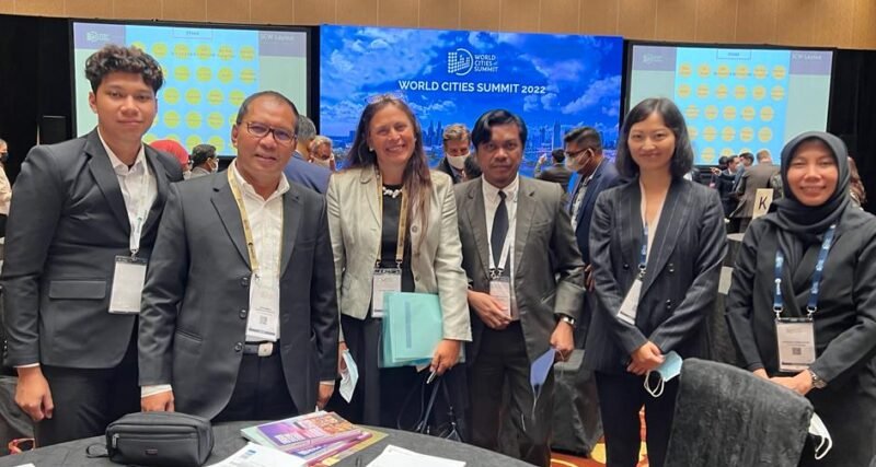 Wali Kota Makassar, Danny Pomanto hadiri undangan World City Summit Singapura, Minggu (30/07/2022).