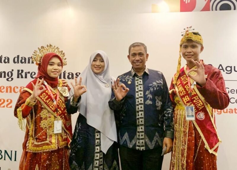 Bupati Wajo, Amran Mahmud, bersama istri yang juga Ketua TP PKK Wajo, Sitti Maryam, bertolak ke D.I. Yogyakarta memberikan dukungan langsung kepada dua duta remaja Wajo, Andi Ahsan Ashuri dan Putri Kumalasari Sultan.