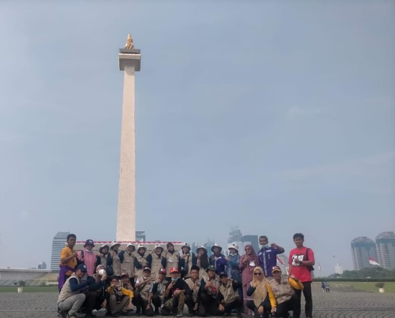 Rombongan kontingen Jambore Nasional Parmuka ke XI Kawrcab Barru mendapat sambutan khusus dari Anggota Komisi IX DPR RI drg. Hj. Hasnah Syam, MARS