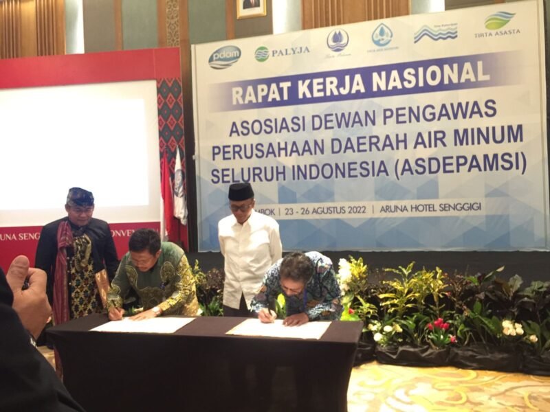 Dewas Perumda Air Minum Kota Makassar hadiri Deklarasi Lombok pada Forum Rapat Kerja Nasional (Rakernas) berlangsung sejak tanggal 23-26 Agustus di Aruna Senggigi Hotel, Kabupaten Lombok Barat