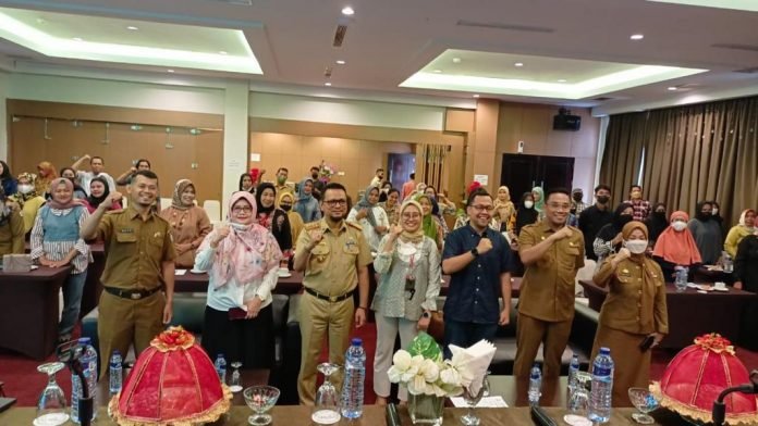 Dinas Perdagangan (Disdag) Kota Makassar menggelar sosialisasi peningkatan penggunaan Produk Dalam Negeri di Hotel Romedo, Selasa (13/09/2022).