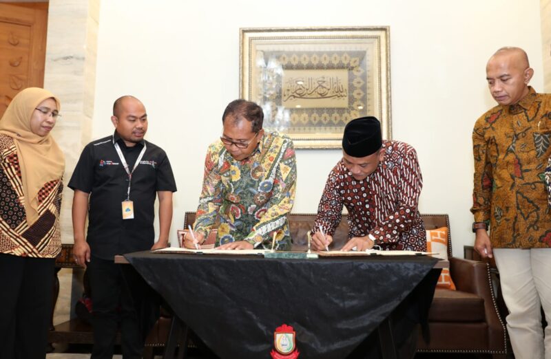 Teken MoU Pemkot Makassar - Pemkot Yogyakarta kerjasama potensi wisata dan peningkatan kesejahteraan masyarakat di Kediaman pribadinya Jalan Amirullah, Kamis (08/09/2022).