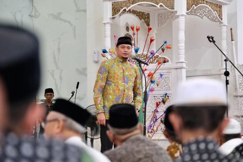 Bupati Gowa, Adnan Purichta Ichsan hadiri peringatan Maulid Nabi Muhammad SAW dirangkai pelantikan WMC se-kabupaten Gowa yang dilaksanakan NU Kabupaten Gowa, di Masjid Agung Syekh Yusuf, Rabu (19/10/2022).