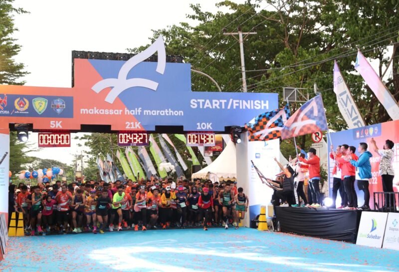Tim Medis Dinkes Makassar siaga di Half Marathon 2022