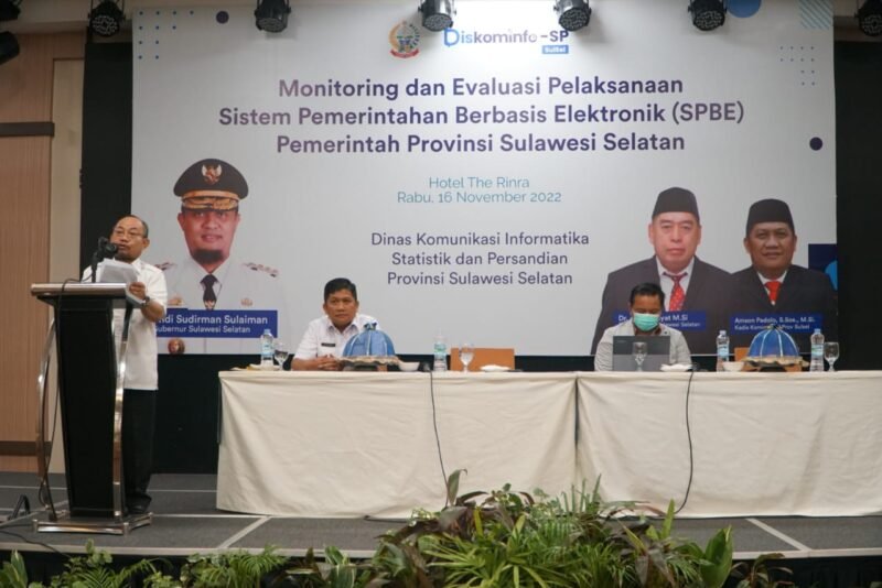 Dinas Komunikasi, Informatika Statistik dan Persandian (Diskominfo -SP) Pemprov Sulsel  menggelar Monitoring dan Evaluasi (Monev) penyelenggaraan Teknologi Informasi dan Komunikasi (TIK) dan Sistem Pemerintahan berbasis Elektronik (SPBE) Pemprov Sulsel Tahun 2022 di Hotel The Rinra, Rabu (16/11/2022).
