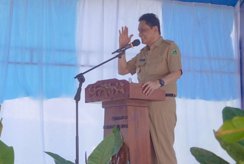 Bupati Barru Ir. H. Suardi Saleh, M.Si., saat membuka acara Mappalili dan Tudang Sipulung, di BPP Kecamatan Tanete Rilau, Senin (28/11/2022)