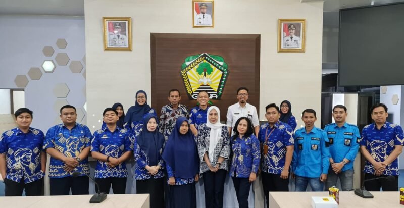 Dinas Komunikasi Informatika Statistik dan Persandian (Kominfo-SP) Kabupaten Gowa Bidang Komunikasi Publik menggelar Sosialisasi KIM 2022  di Baruga Karaeng Pattingalloang, Kantor Bupati Gowa, Jum'at (23/12/2022)