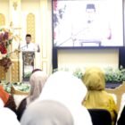 Wali Kota Makassar, Danny Pomanto membawakan sambutan pada peringatan 100 Tahun H. Fadeli Kurang di IMMIM Center Jalan Sudirman, Rabu (30/11/2022).