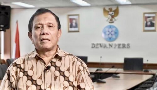 Catatan Hendry Ch Bangun