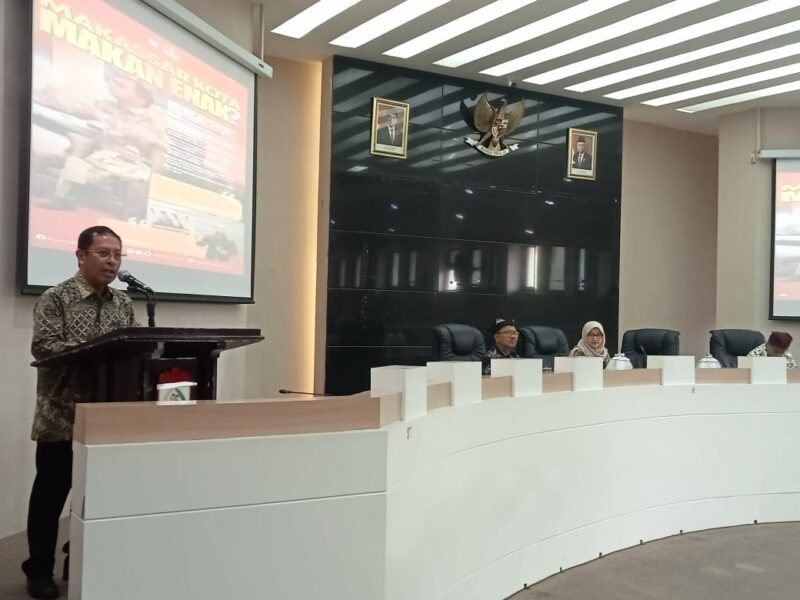 Sekretaris Daerah Kota Makassar, Muh. Ansar menerima kunjungan kerja (Kunker) Pemerintah Kabupaten (Pemkab) Banyuwangi di Balaikota, Jumat (27/01/2023).