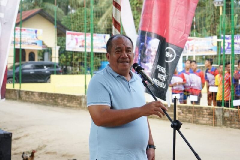 Wakil Bupati Asahan Taufik Zainal Abidin membuka  turnamen Turnamen Bola Volli  Memperebutkan Tropi Forkopimcam Aek Kuasan Cup 1, Minggu (8/1/2022)