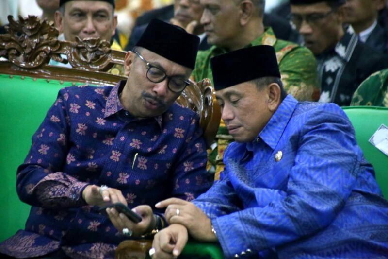 Bupati Wajo H. Amran Mahmud dan Wakil Bupati Wajo Amran