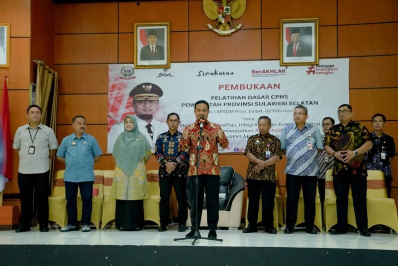 Gubernur Sulsel, Andi Sudirman Sulaiman membuka Pelatihan Dasar (Latsar) CPNS Pemerintah Provinsi Sulsel 2023 di Aula Kampus I BPSDM Provinsi Sulsel, Kamis (02/02/2023).