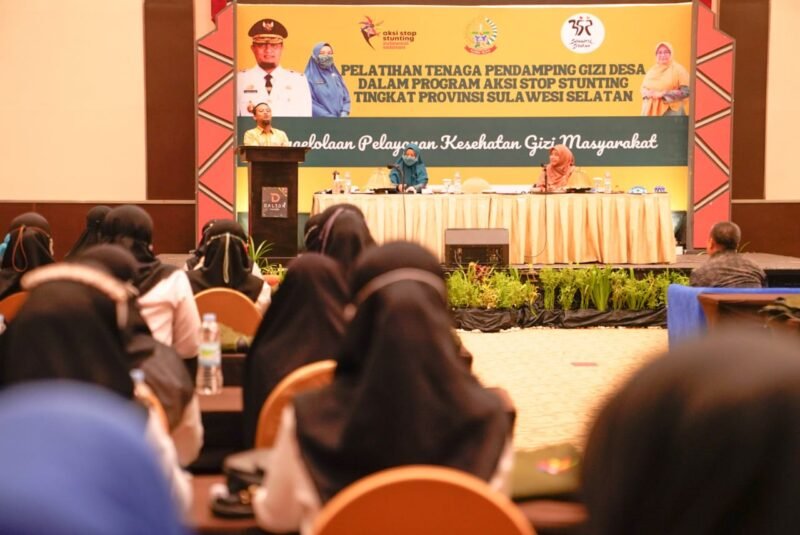 Gubernur Sulsel, Andi Sudirman Sulaiman melepas 120 Tenaga Pendamping Gizi Desa (TPGD) dalam Program Aksi Stop Stunting Tingkat Provinsi Sulsel di Hotel Dalton, Kamis (09/02/2023)