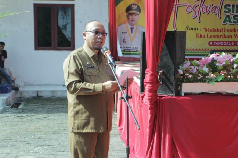 Sekda Asahan John Hardi Nasution Buka Festival Sinandong Asahan di Museum/Gedung Juang 45 Kabupaten Asahan, Senin (06/03/2023)