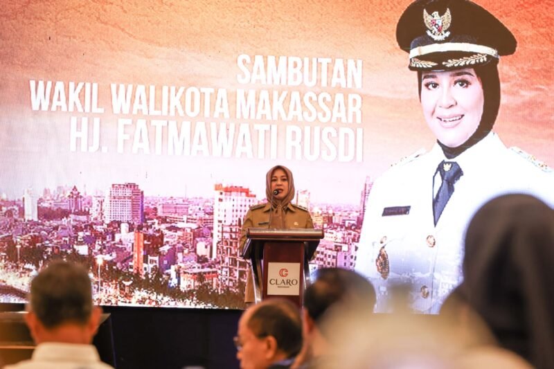 Wakil Wali Kota Makassar, Fatmawati Rusdi membuka resmi Forum Lintas Organisasi Perangkat Daerah (OPD) Kota Makassar Tahun 2023 di Hotel Claro, Senin (13/03/2023).