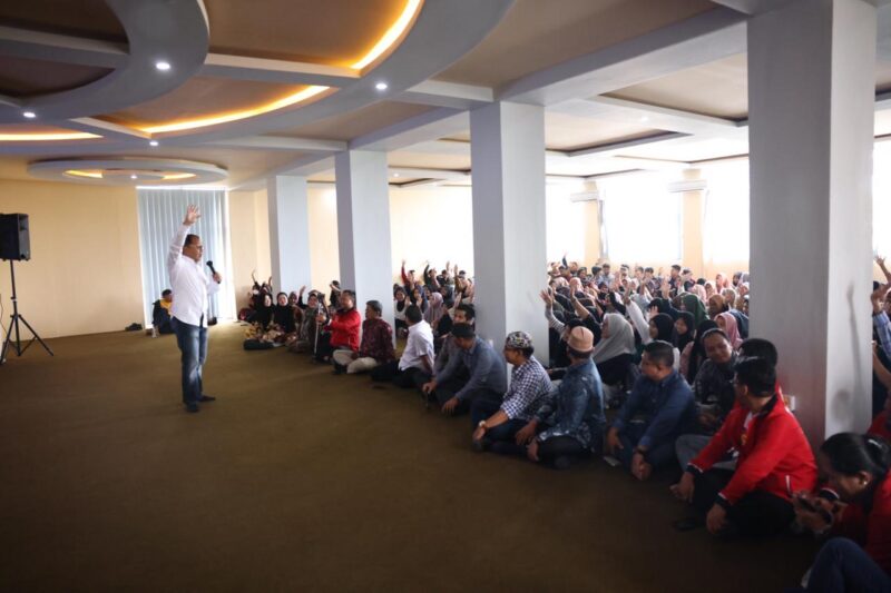 Wali Kota Makassar, Danny Pomanto memberi kuliah umum Mahasiswa Universitas Muhammadiyah Sidenreng (UMS) Rappang, Sabtu (18/03/2023)