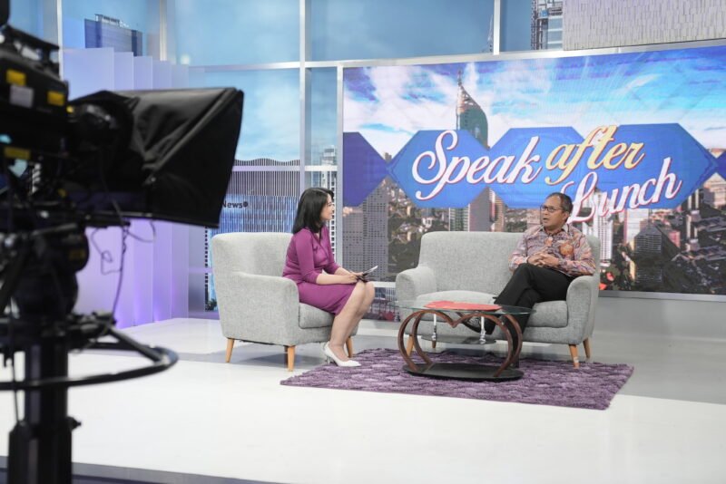Wali Kota Makassar,  Danny Pomanto hadiri acara Speak After Lunch Inews di Jakarta, Kamis (06/04/2023)
