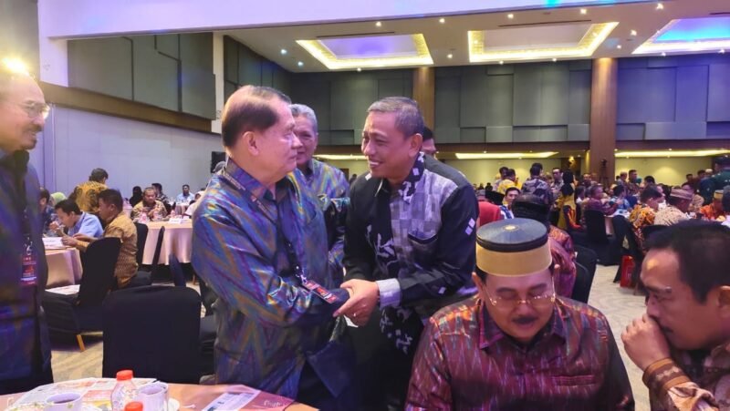 Bupati Wajo H. Amran Mahmud menghadiri Pertemuan Saudagar Bugis Makassar XXIII yang digelar di Hotel Four Poitns By Sheraton, Makassar, Minggu (30/4/2023)