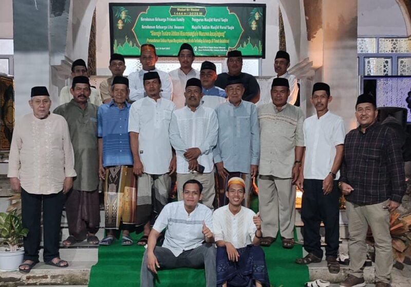 Warga Dusun Wanuae Gelar Halal BI Halal 1444 Hijriah di Masjid Nurul Yaqin Desa Poleonro Kecamatan Lamuru Kabupaten Bone, Minggu (23/04/2023)