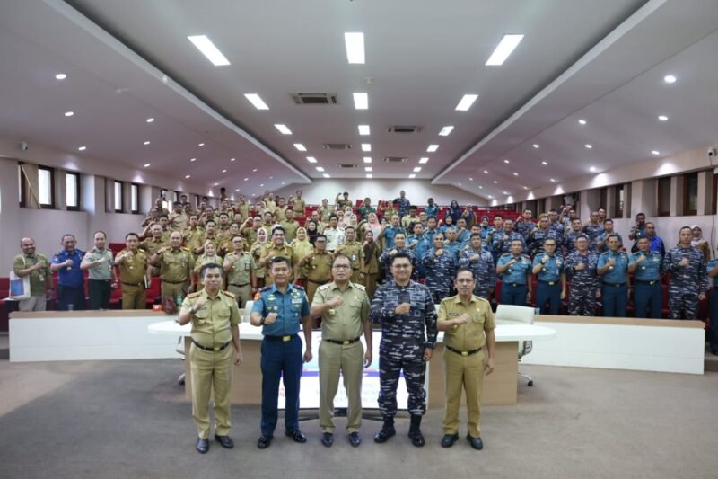 Rapat Koordinasi Teknis Antara Satuan Tugas MNEK 2023 TNI AL dengan Pemkot Makassar beserta Forkopimda di Ruang Sipakatau, Balaikota, Selasa (30/05/2023)