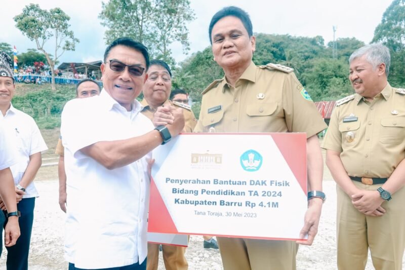 Pemerintah Kabupaten (Pemkab) Barru menerima bantuan Dana Alokasi Khusus (DAK) Fisik Bidang Pendidikan Dasar dan Menengah TA 2024, sebesar Rp. 4,1 Milyar