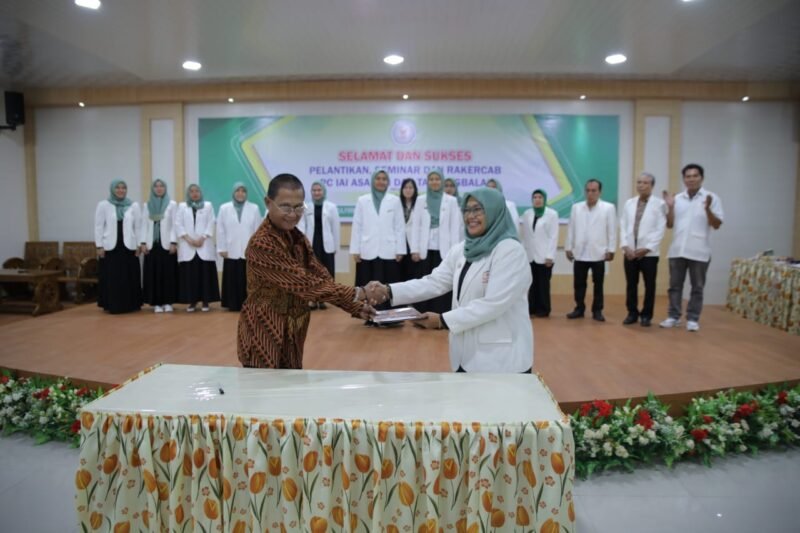 Bupati Asahan melalui Asisten I Bidang Pemerintahan dan Kesejahteraan Rakyat menghadiri acara Pelantikan Pengurus Ikatan Apoteker Indonesia (IAI) Cabang Asahan dan Tanjung Balai, Sabtu (24/6/2023)