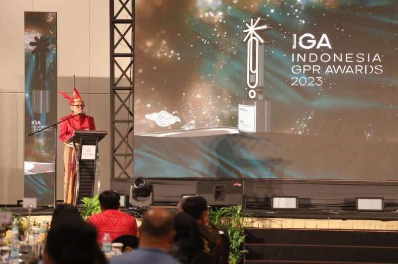 CEO Humas Indonesia, Asmono Wikan bawakan sambutan di malam penganugerahan Indonesia GPR Awards (IGA) 2023, di Hotel Claro, Jumat (16/06/2023)