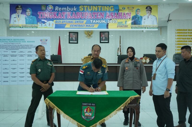 Wakil Bupati Asahan Taufik Zainal Abidin membuka rembuk Stunting Tingkat Kabupaten Asahan Tahun 2023 di Aula Melati Kantor Bupati, Selasa (20/06)
