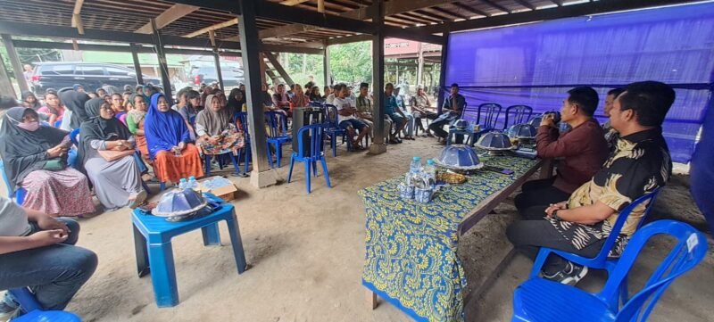 Anggota DPRD Wajo dari Partai Demokrat, A. Senurdin Husaini menggelar reses di Kelurahan Mappadaelo Kecamatan Tanasitolo (HMS)