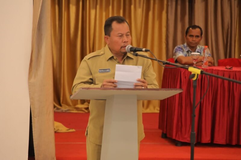 Bupati Asahan yang diwakili Asisten Administrasi Umum Drs. Muhilli Lubis membuka secara resmi kick of meeting pelaksanaan Kajian Lingkungan Hidup Strategis (KLHS) Rencana Pembangunan Jangka Panjang Daerah (RPJPD) Kabupaten Asahan Tahun 2023 di Aula Hotel Marina Kisaran, Selasa (01/08/2023)