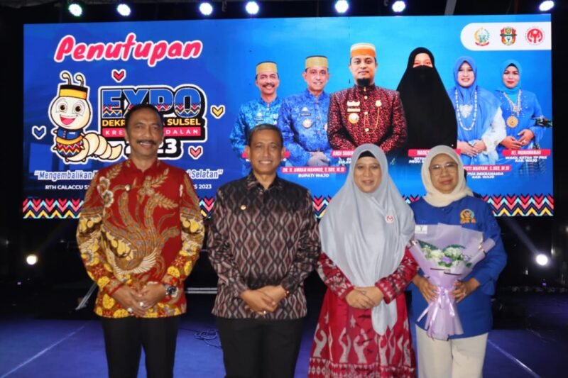 Perhelatan Expo Dekranasda Sulsel Kreatif Andalan 2023 yang digelar di Kawasan RTH Callaccu Kecamatan Tempe Kabupaten Wajo sejak tanggal 8 sampai 11 Agustus 2023 resmi ditutup. Bupati Wajo, Amran Mahmud menutup kegiatan yang bertema mengembalikan kejayaan sutera di Sulawesi Selatan ini pada Jum'at (11/8/2023) malam.