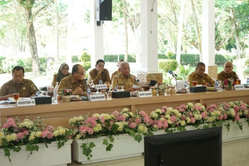 Bupati Asahan membuka Rapat Koordinasi Pemerintahan (Rakorpem) Bulan September di Pendopo Rumah Dinas Bupati Asahan, Selasa (11/09/2023)