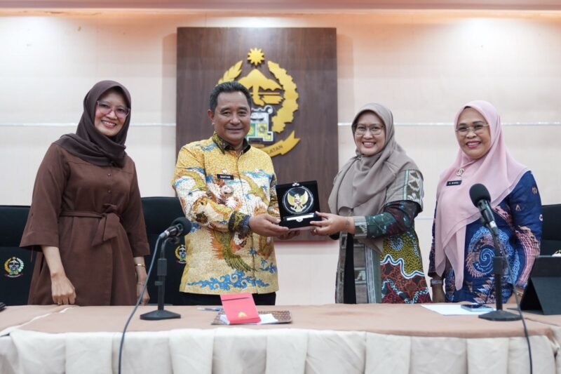Dinas Pemberdayaan Perlindungan Anak, Pengendalian Penduduk dan KB Sulawesi Selatan melakukan pertemuan Rapat Kordinasi Pengawasan Upaya Pencegahan, Rehabilitasi Kasus - kasus Kekerasan terhadap Anak di Kantor Gubernur Sulsel, Kamis (07/09/2023)