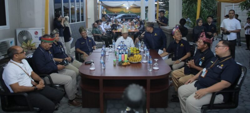 H. Surya, BSc mengikuti peresmian Galeri UMKM dan Pusat Oleh-Oleh Asahan Kantor Pelayanan Kekayaan Negara dan Lelang (KPKNL) Kisaran, Rabu (18/10/2023)