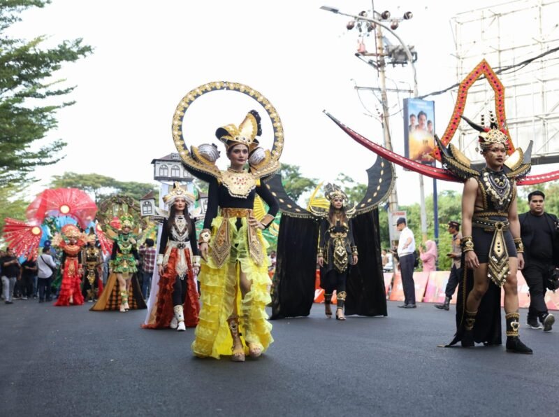 Pertunjukan Budaya pada rangkaian Acara Apeksi beberapa waktu lalu