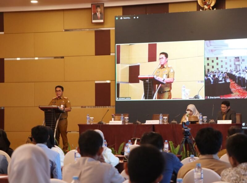 Dinas Komunikasi dan Informatika (Diskominfo) Kota Makassar menggelar kegiatan bertajuk 'Literasi Digital Layanan Pusat Data Kota Makassar' di Hotel Aston, Selasa (28/11/2023)
