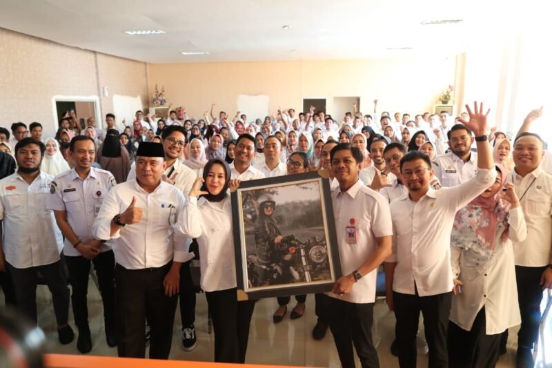 Wakil Wali Kota Makassar, Fatmawati Rusdi silaturahmi dan berpamitan ke OPD Pemkot Makassar, Rabu (01/11/2023)