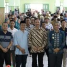 Bupati Wajo, Amran Mahmud dan Wakil Bupati, Amran bersilaturahmi dengan pemerintah kecamatan, kelurahan dan masyarakat se-Kecamatan Tempe. Silaturahmi sekaligus menjadi kunjungan di akhir masa jabatan pasangan yang dikenal dengan 