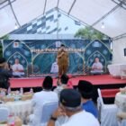 Wali Kota Makassar, Munafri Arifuddin, menghadiri acara buka puasa bersama anak yatim piatu yang digelar oleh PGI) dan APINDO Sulsel, di pelataran Gedung Telkom, Selasa (18/3/2025)