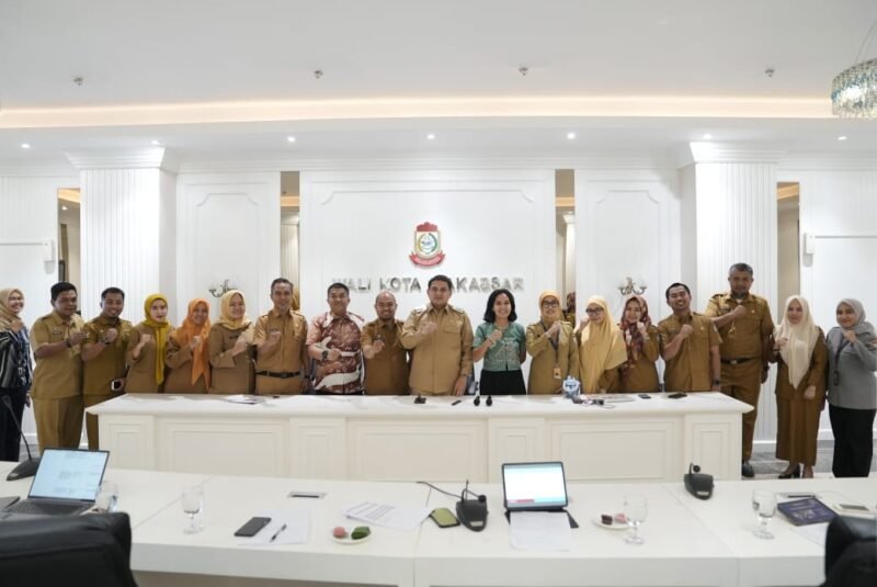 Wali Kota Makassar, Munafri Arifuddin monitoring dan evaluasi Dinas Pariwisata Kota Makassar, di Kantor Balai Kota, Senin (5/5/2025)