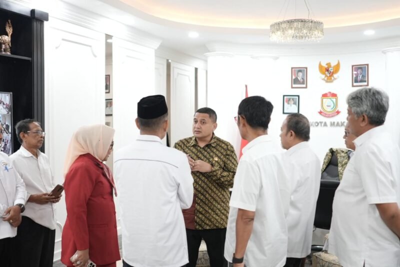 Wali Kota Makassar, Munafri Arifuddin menerima kunjungan Dewan Pendidikan Kota Makassar, di Kantor Balai Kota, Rabu (14/5/2025)