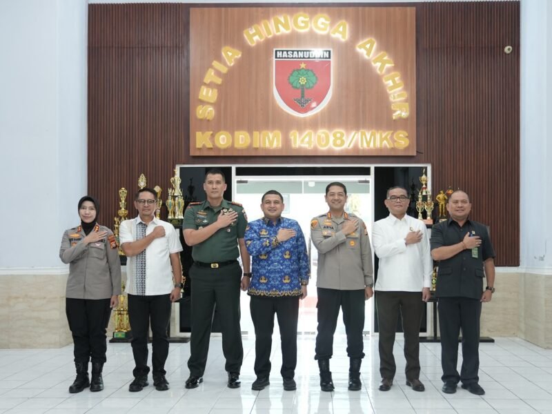 Rapat Koordinasi Forum Komunikasi Pimpinan Daerah (Forkopimda) Kota Makassar tahun 2025 digelar di Markas Kodim 1408/Makassar, Selasa (17/6/2025)